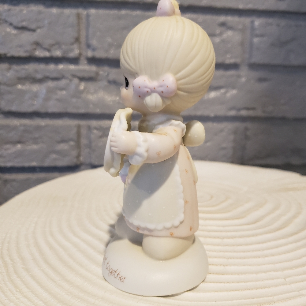 Precious Moments “Birds Of A Feather Collect Together” 1986 Collector's Figurine - Picture 2 of 6